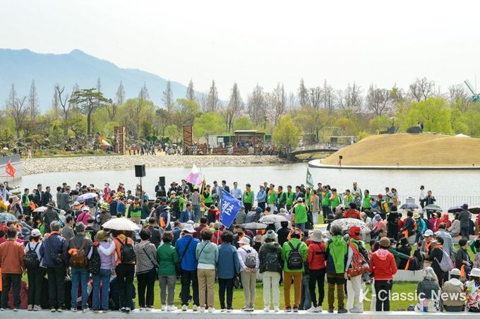 전국 상춘객 순천에 다 모였네, 정원박람회에 구름떼 인파 11만명