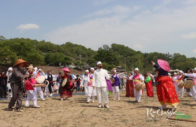 충주시 '목계나루 뱃소리' 택견과 함께 울려 퍼진다!