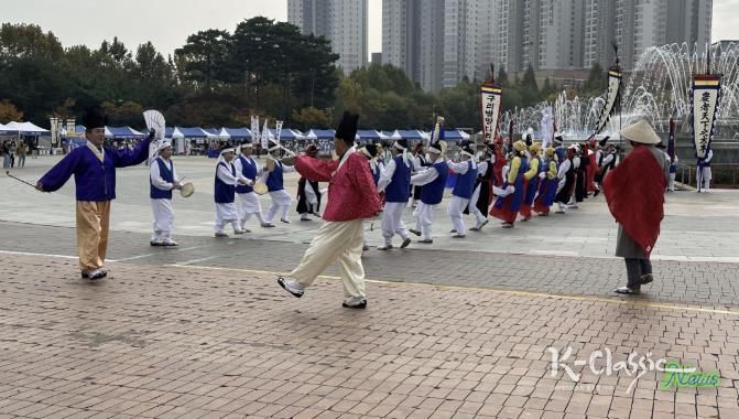 ‘구리벌말다리밟기’ 행사 모습. (사진=구리문화원)