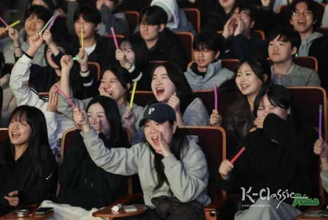 의왕 고3 청소년 힐링콘서트 <#OFF DAY>, 성공적 개최