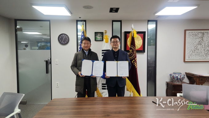 (왼쪽) 팍스글로벌 대표 다니엘 서 (오른쪽) 서정호대표