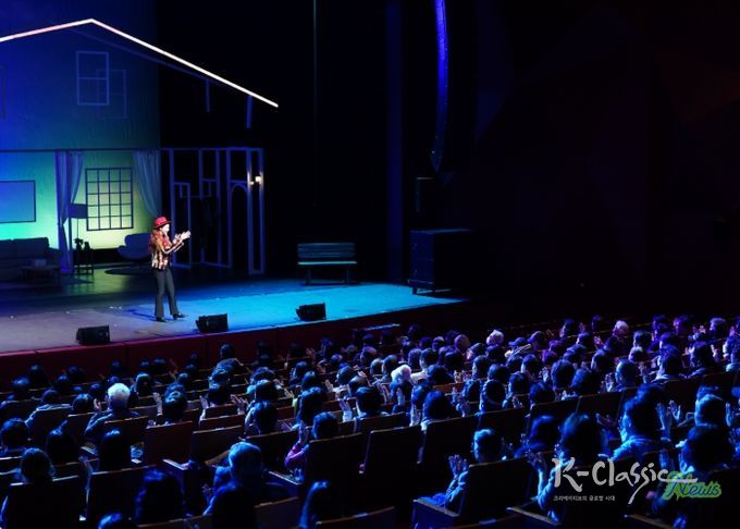 구리문화재단, 연극 <분홍립스틱> 공연 성료