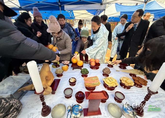 작년 문산당산제 음식 나눔 모습